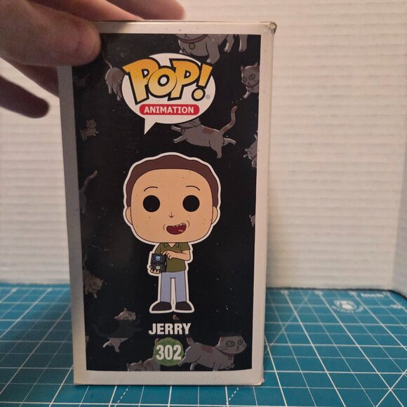 Funko POP Animation Rick and Morty Jerry 302 Vinyl Figure - Picture 4 of 6